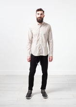 Load image into Gallery viewer, Patterned Button Up in Beige